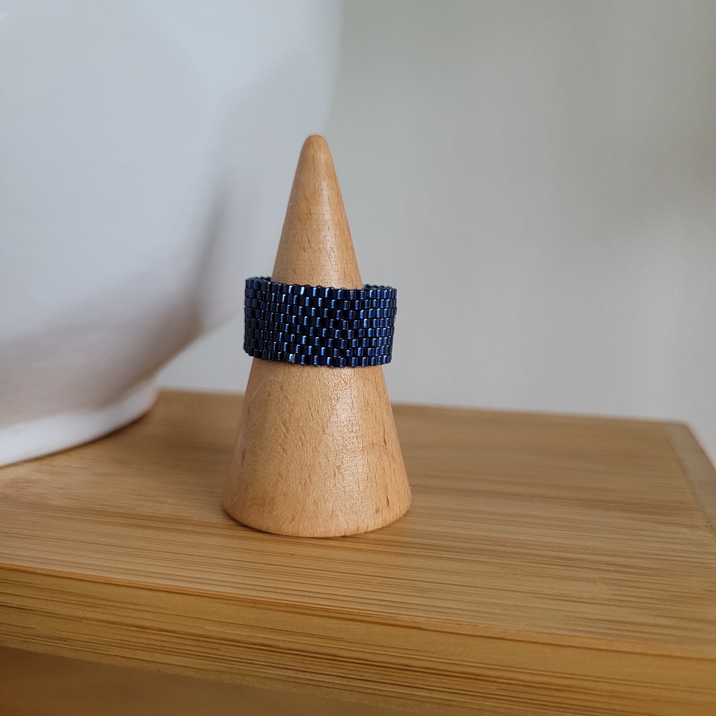 bagues perles miyuki bleu marine