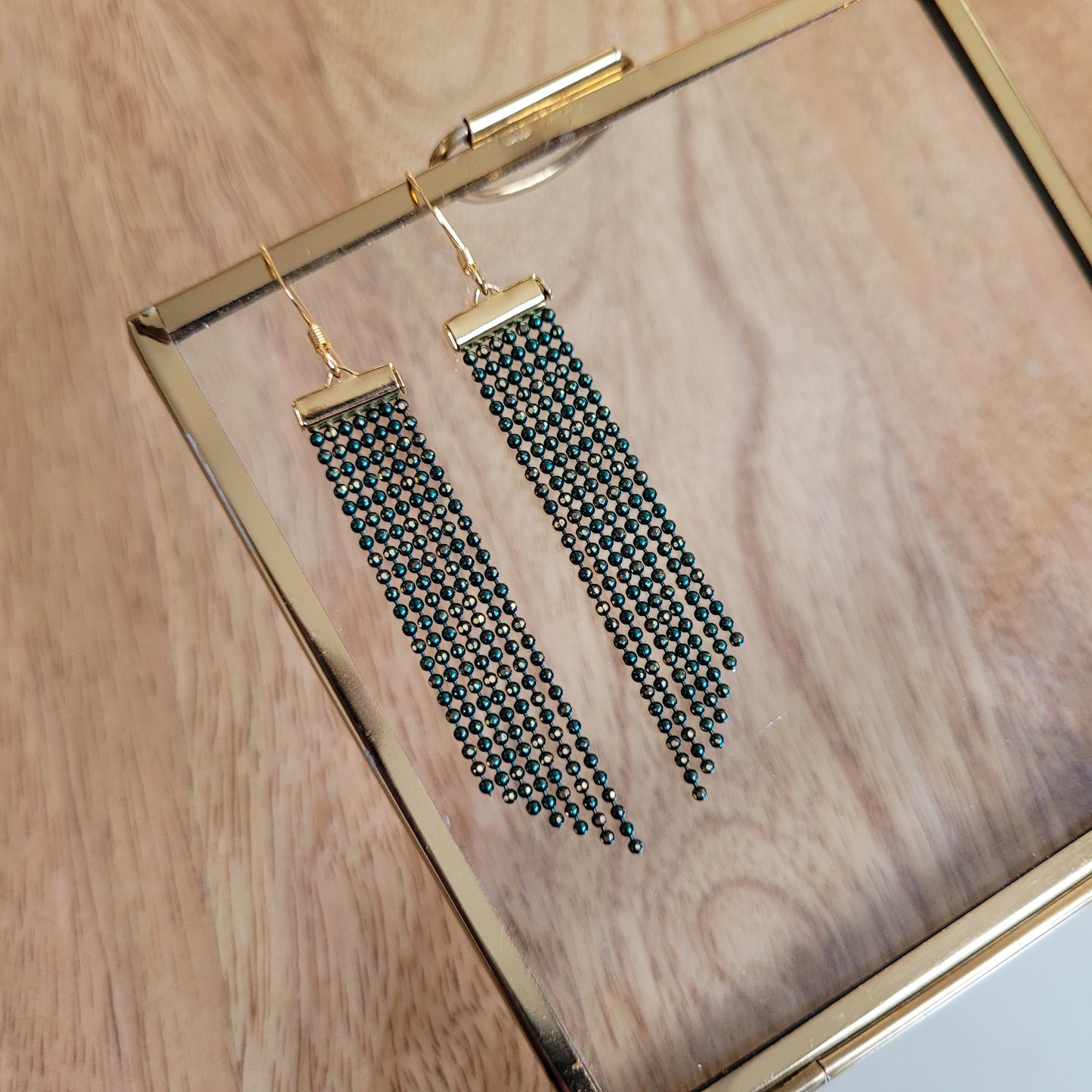 or chaines micro perlées perles vert boucles d'oreilles