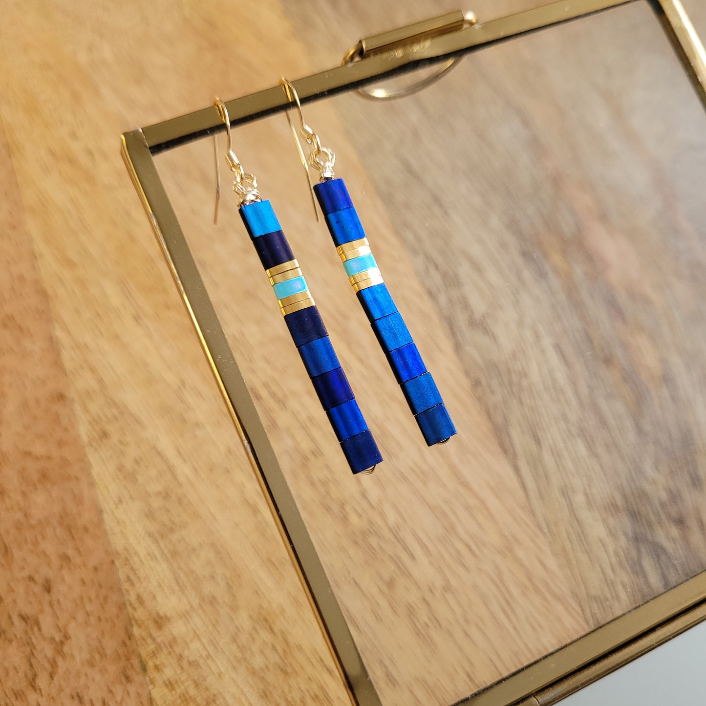 boucles d'oreilles perles miyuki rectangle bleu