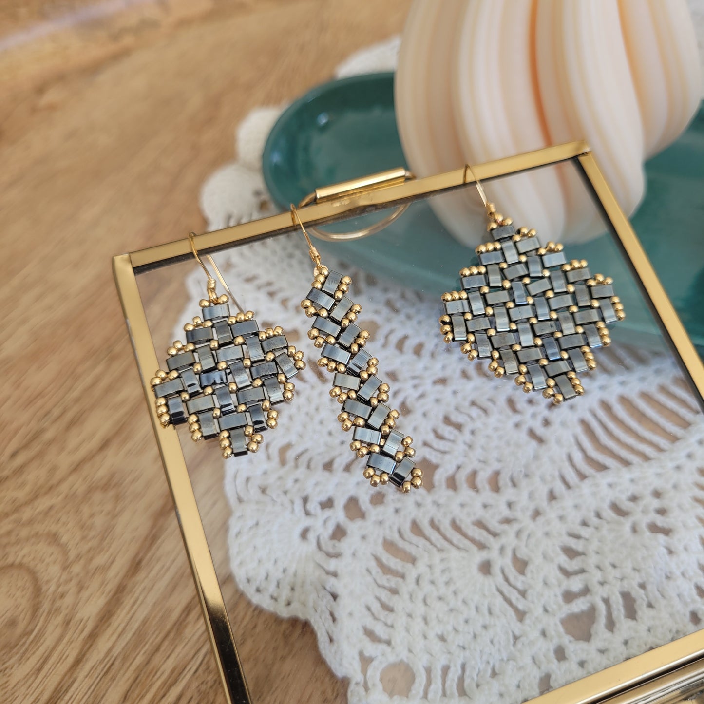 boucles d'oreilles perles miyuki gris femme
