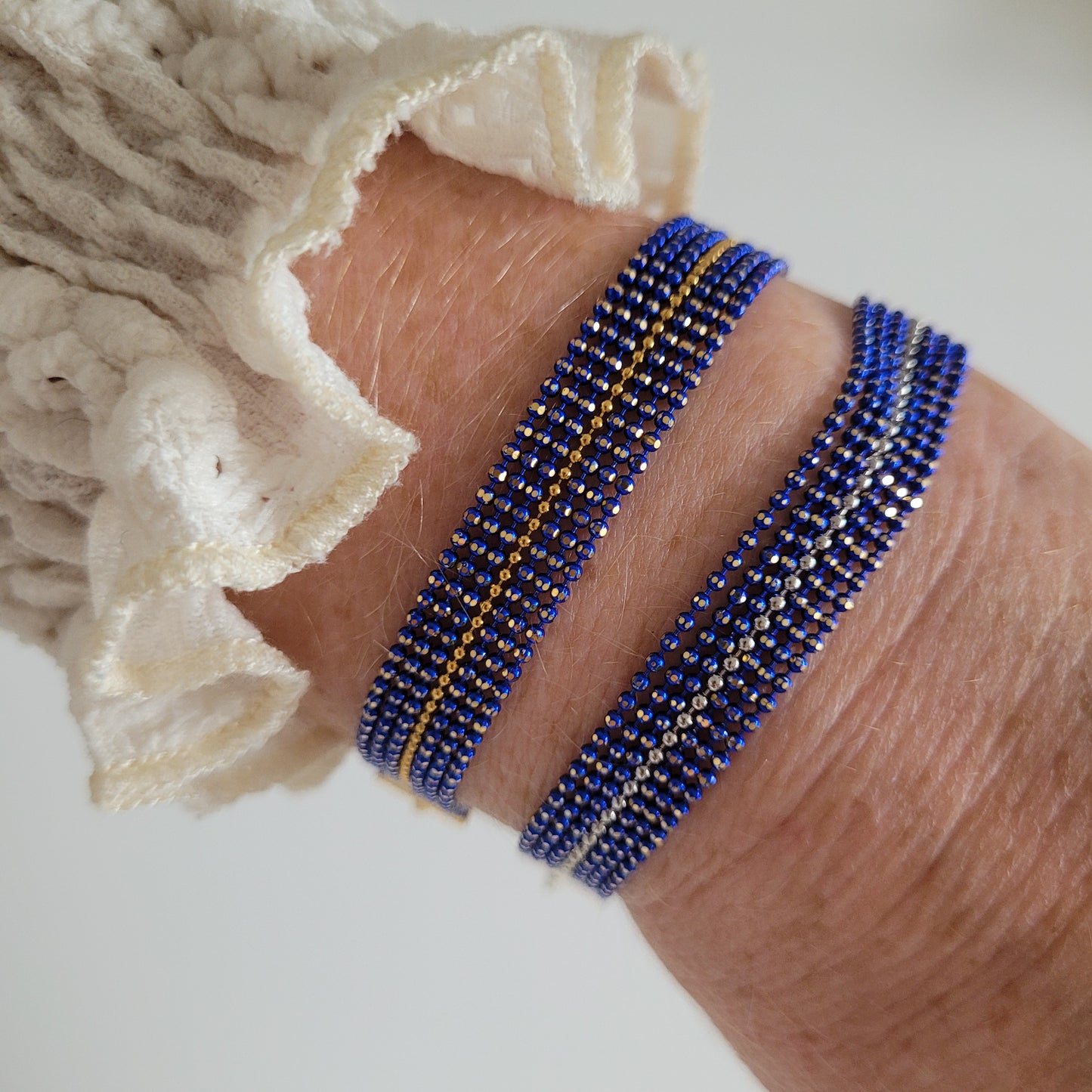 bracelet chaines micro perlées perles bleu