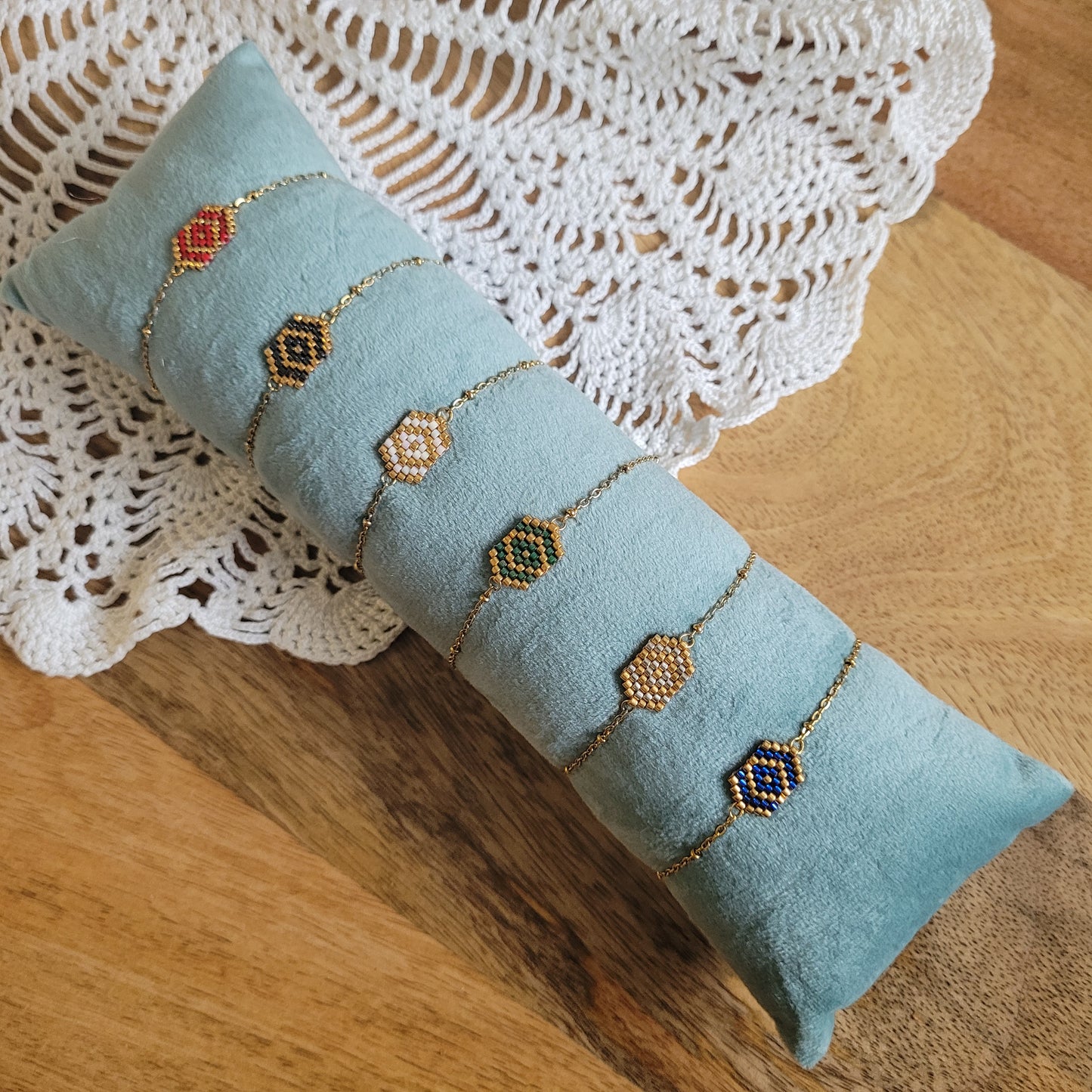 bracelet chaine perles miyuki tisse bleu blanc vert noir rouge argent