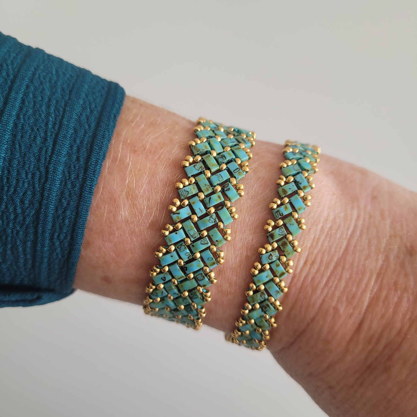 bracelet tisses perles miyuki bleu turquoise marbré zig zag chevrons