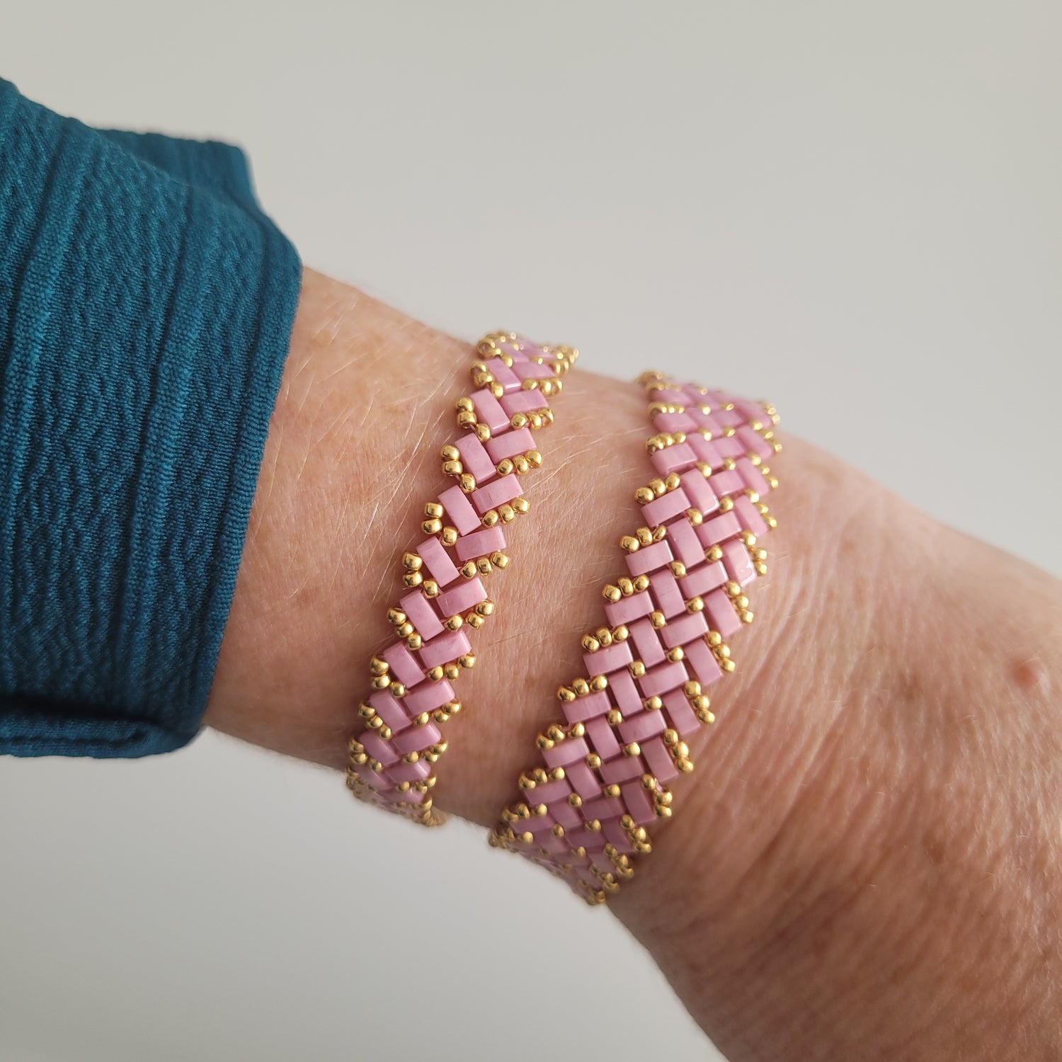bracelet rose perles miyuki