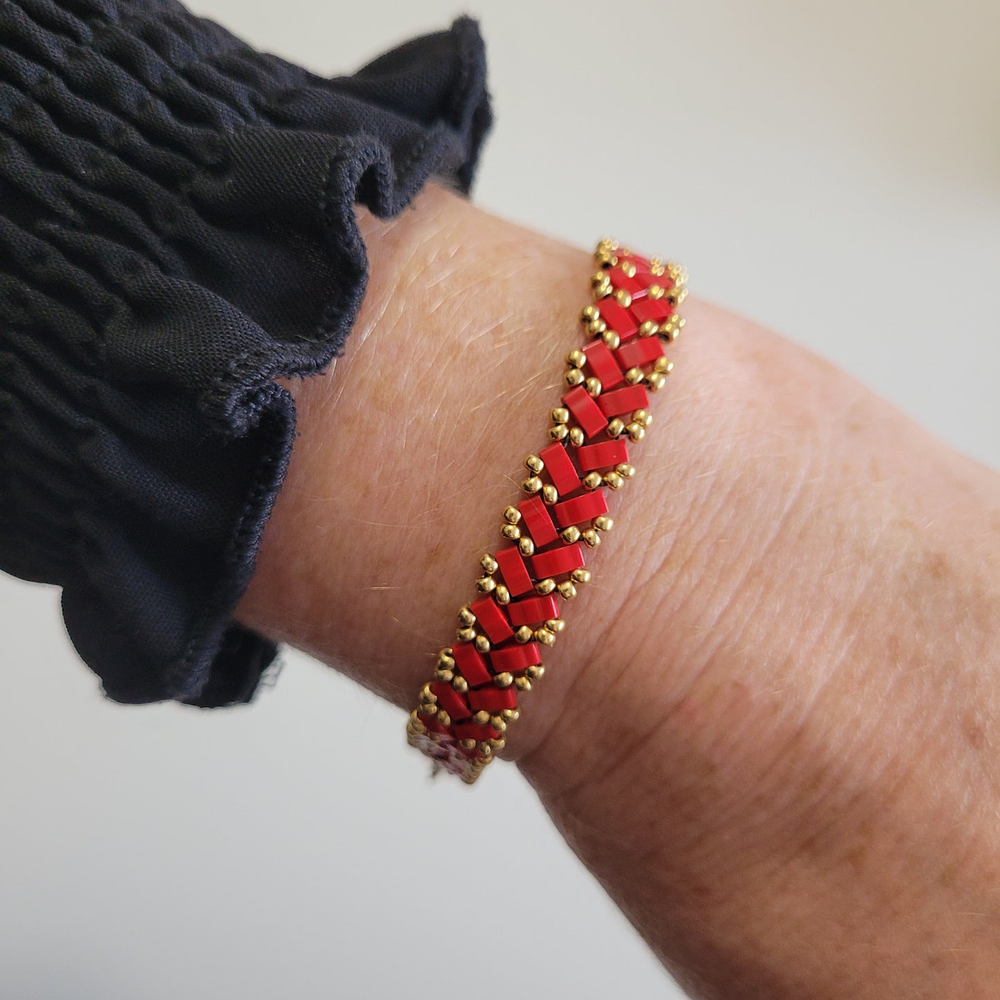 bracelet tisses perles miyuki rouge zig zag chevrons