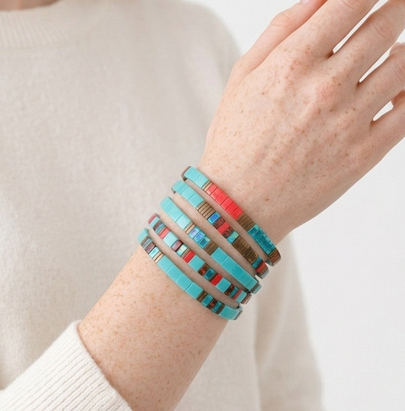 Tila - Turquoise Red