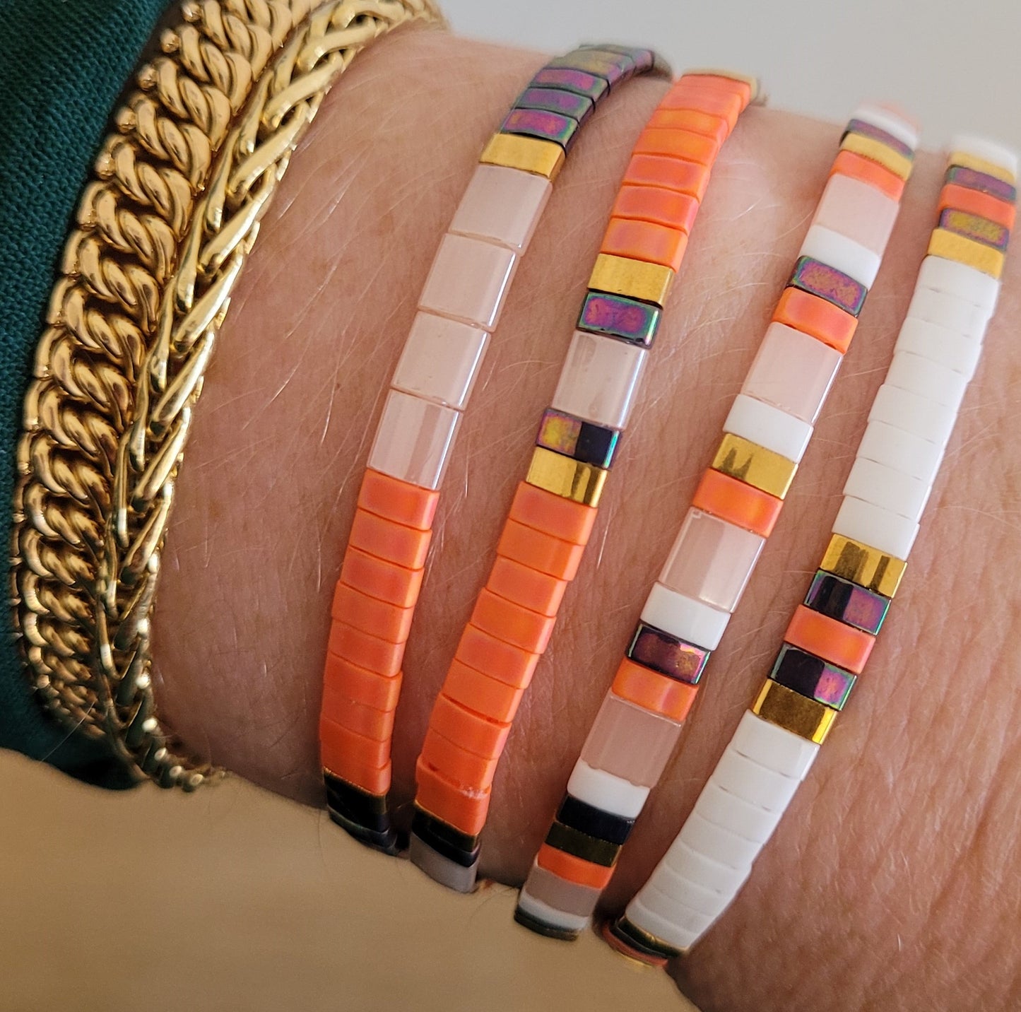 bracelet elastique perles miyuki orange blanc violet