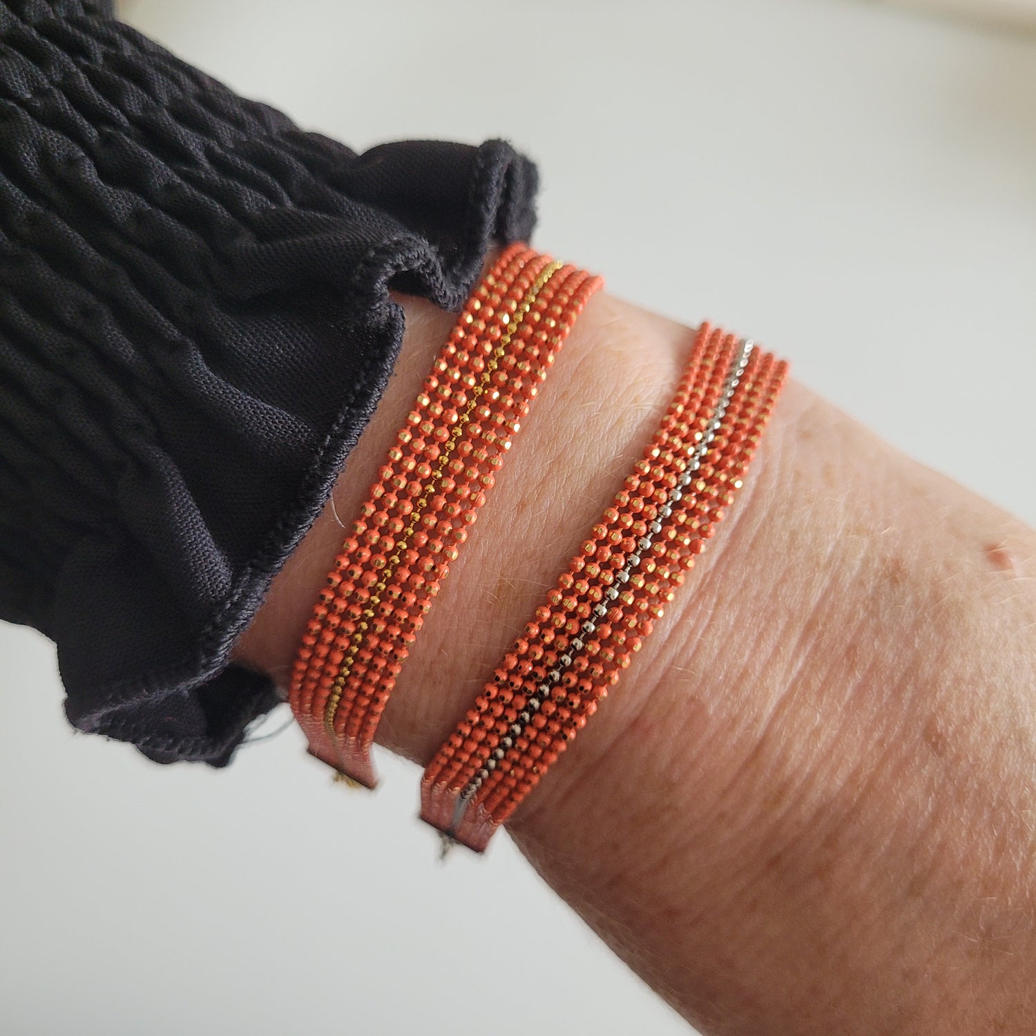 bracelet chaines micro perlées orange 