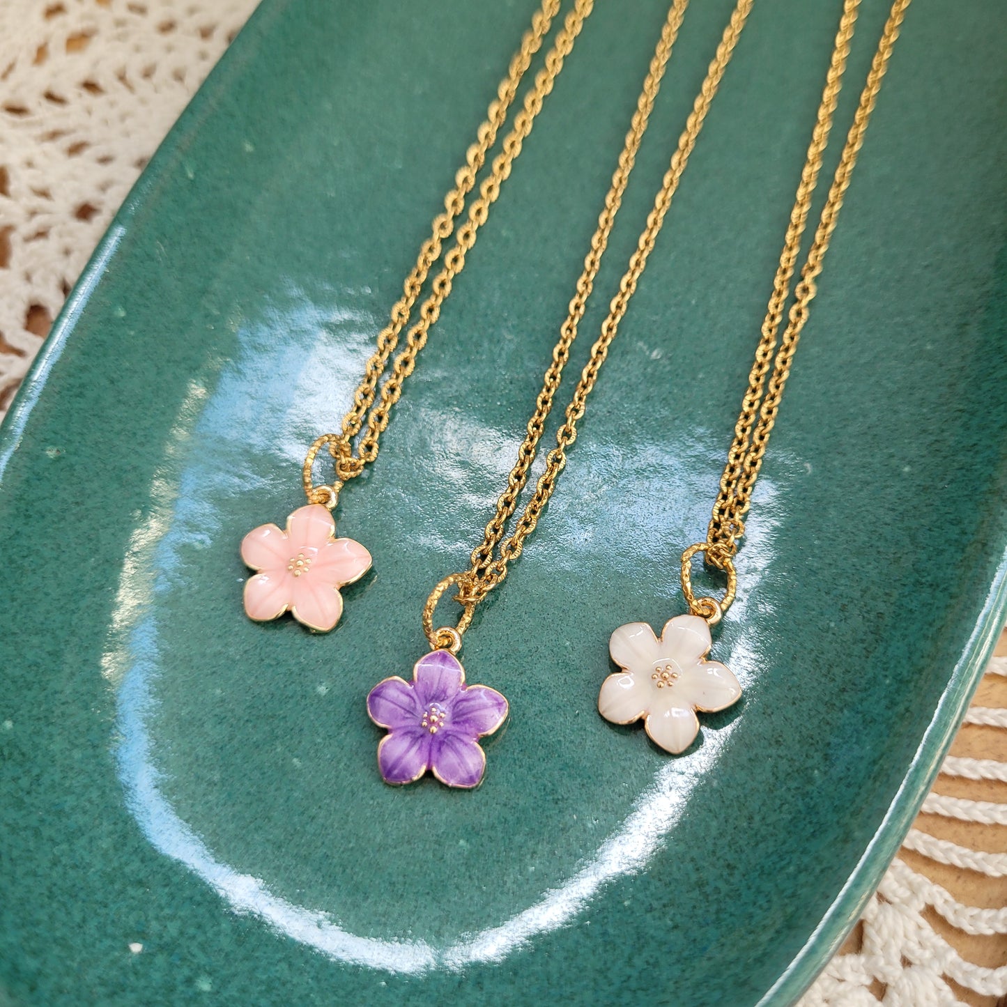 collier fleur rose violet blanc or fin